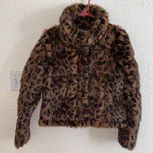 Abercrombie & Fitch// The A&F Mini Puffer, Cheetah Print